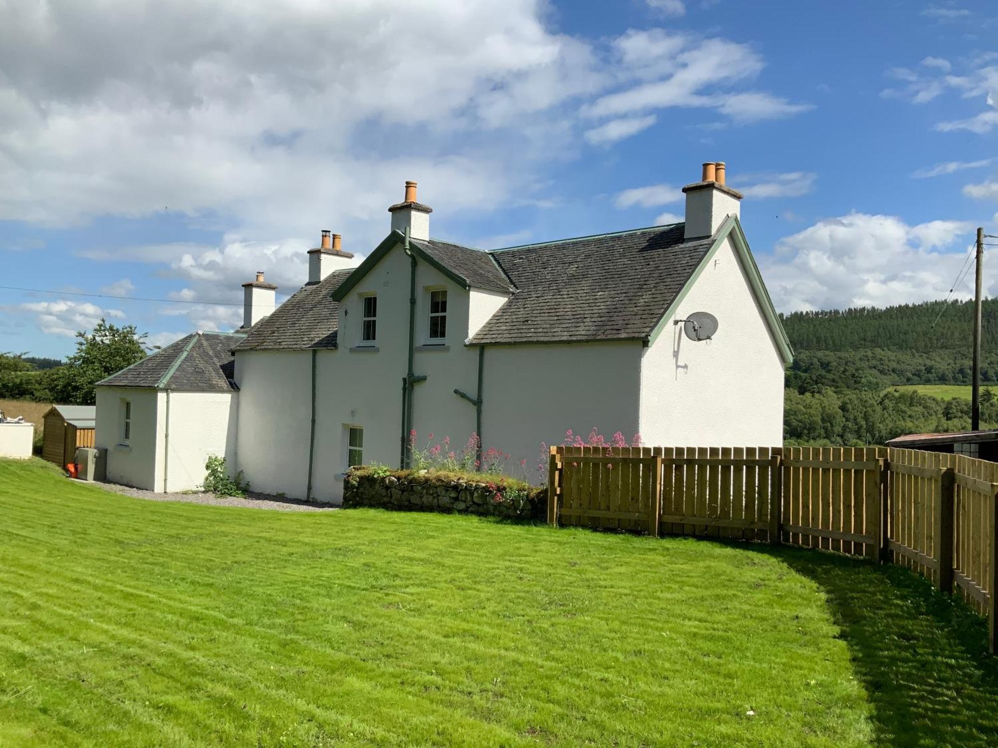 Balmore Farmhouse Near Lochness - Inverness, Inverness